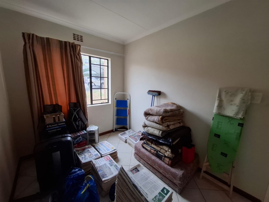 2 Bedroom Property for Sale in Hillside Free State